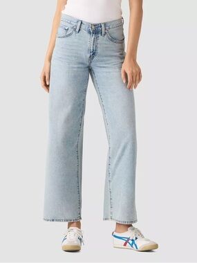 Levi's® Women's Middy Wide Leg Ankle Jeans - Main Character 28